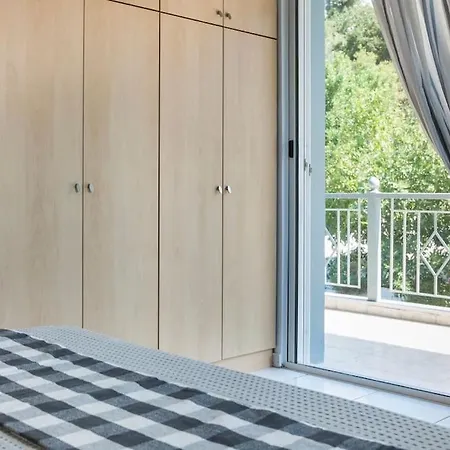 شقة Absolute View Vlachata