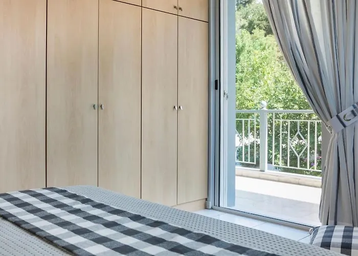 شقة Absolute View Vlachata