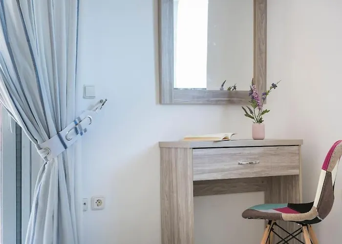 Absolute View شقة *